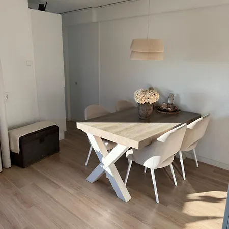 Sea La Vie- Aan Het In Aan Zee!